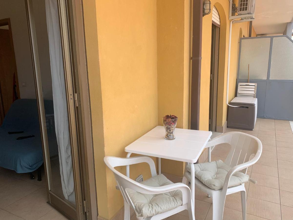 Residence La Fenice Ff Джардіні-Наксос Екстер'єр фото